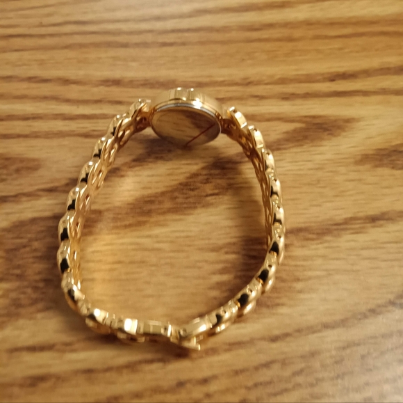 Caravelle by Bulova Women's solid Gold Watch - Picture 6 of 12